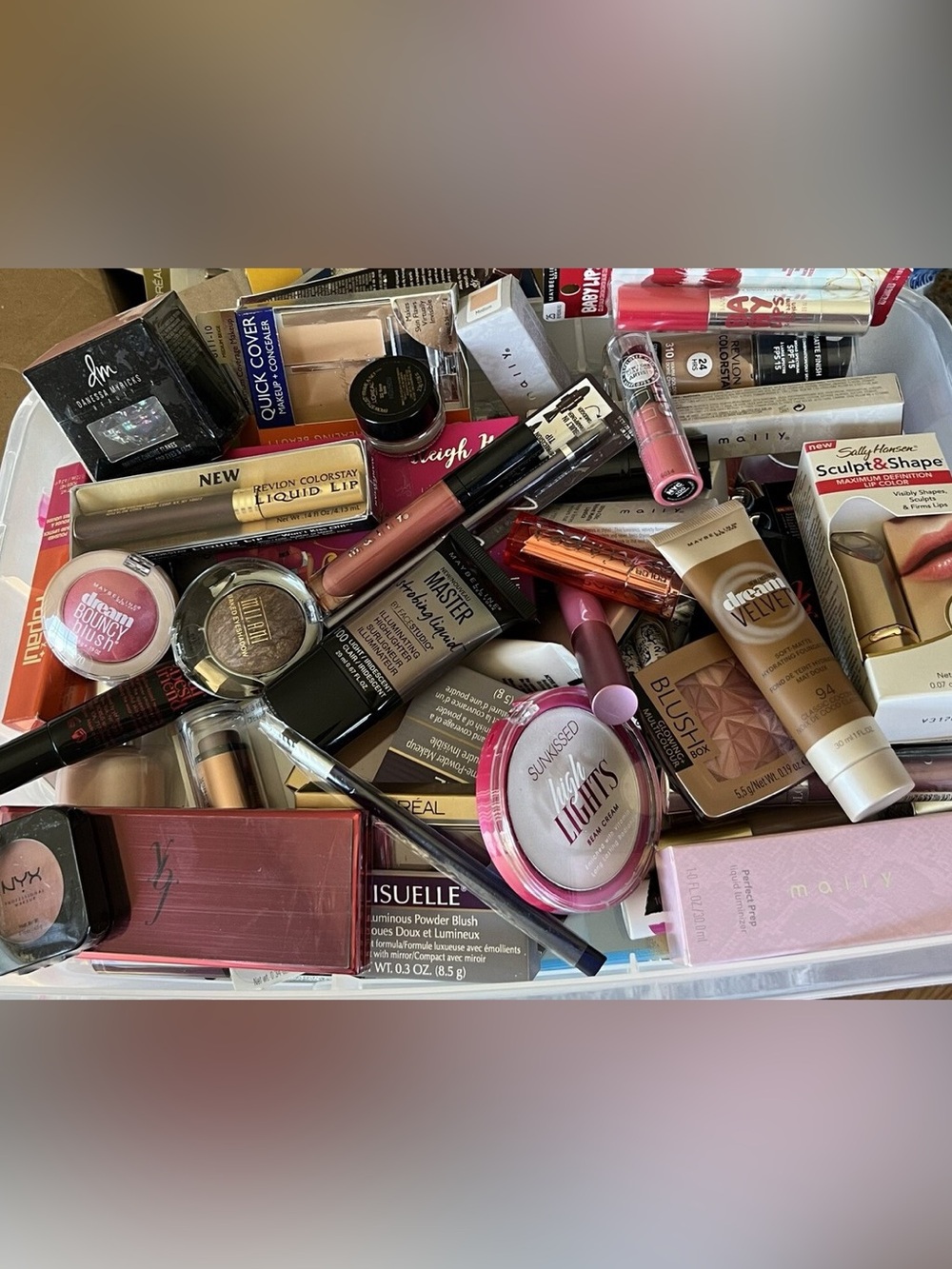 Mystery makeup & beauty tools box surprise gift